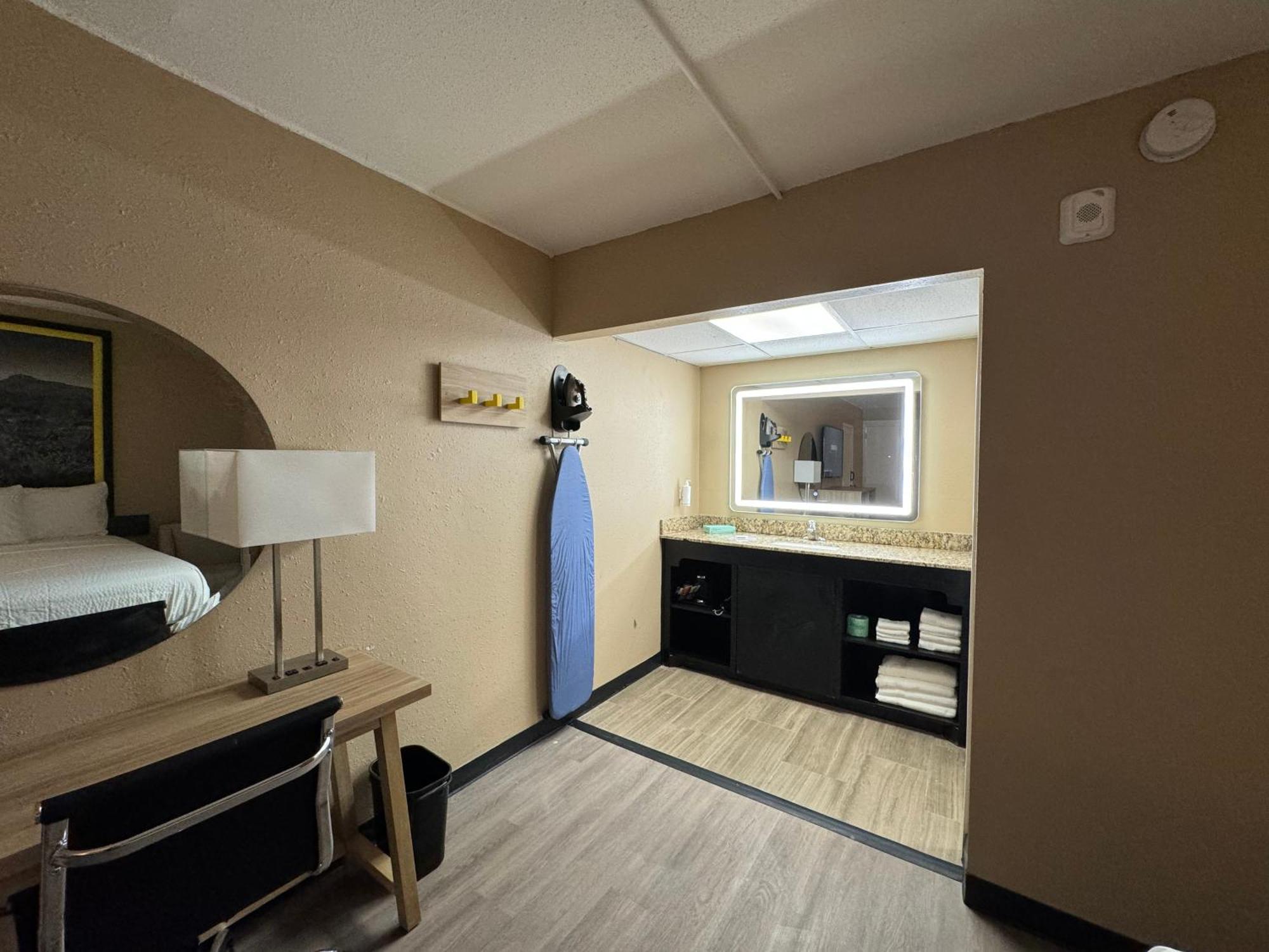 Super 8 By Wyndham Corpus Christi Airport Exterior foto